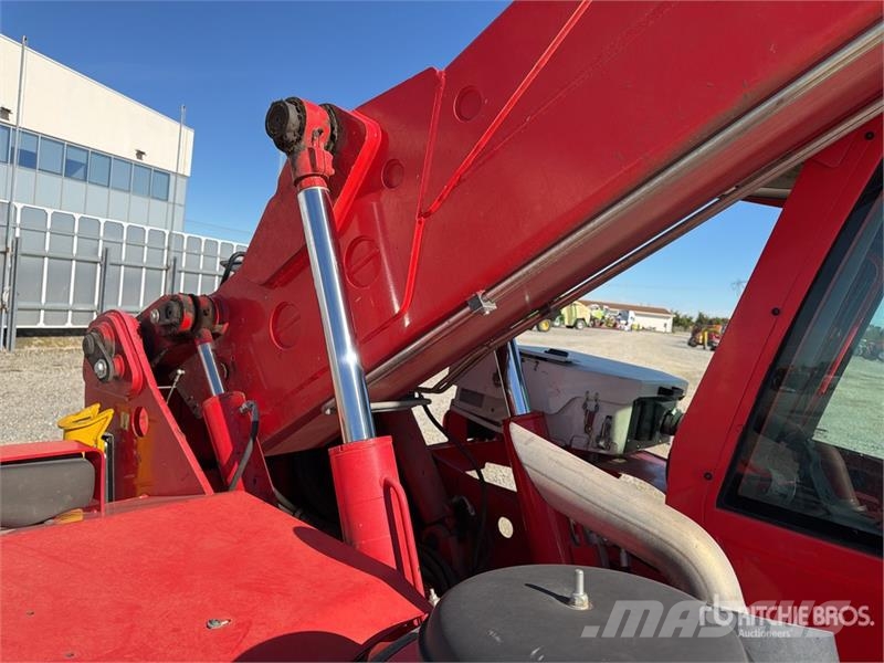 Manitou MLT845H Telehandler مناولات متداخلة