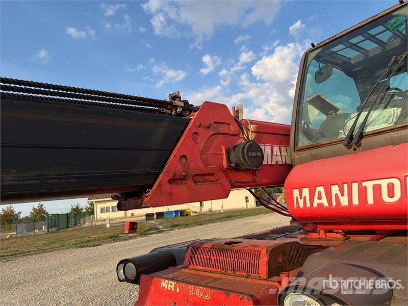 Manitou MRT1840 مناولات متداخلة