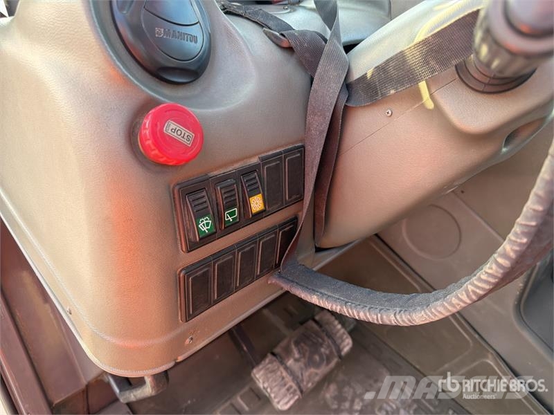 Manitou MRT1840 مناولات متداخلة