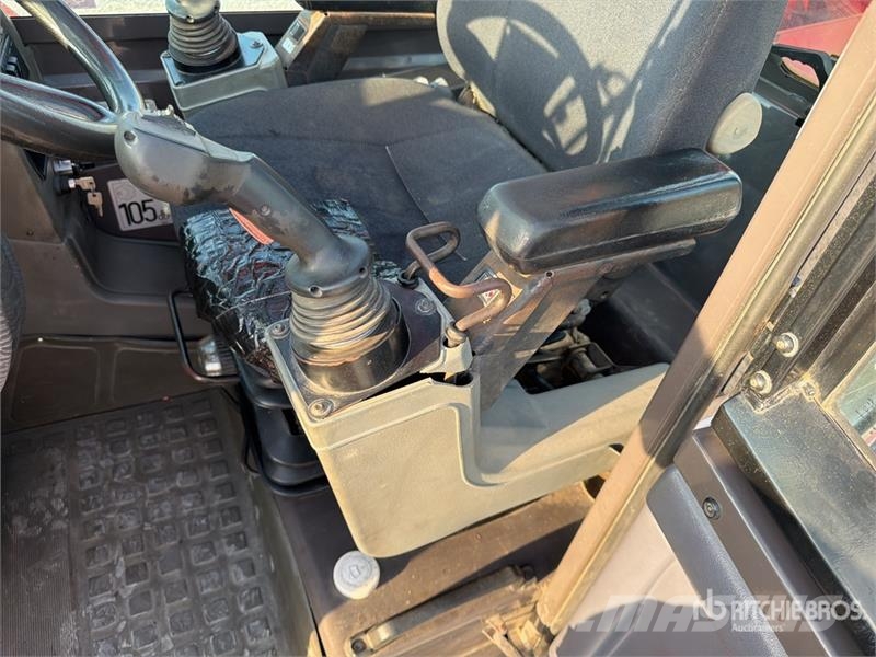 Manitou MRT1840 مناولات متداخلة