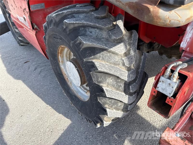 Manitou MRT2150 Privilege+ Manipuladores telescópicos