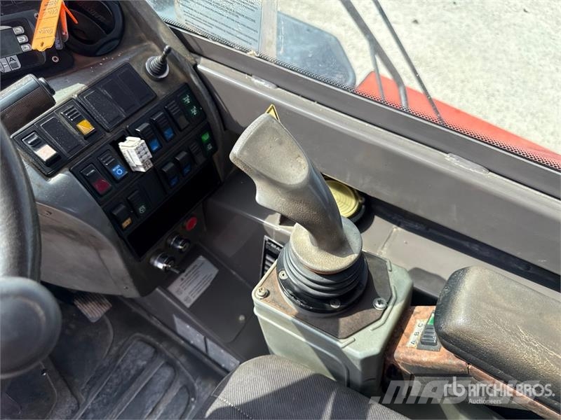 Manitou MRT2150 Privilege+ مناولات متداخلة