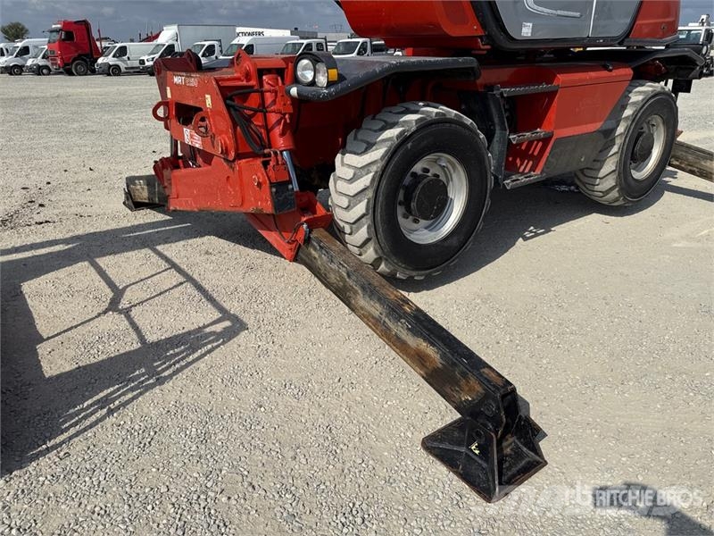 Manitou MRT2150 Privilege+ مناولات متداخلة