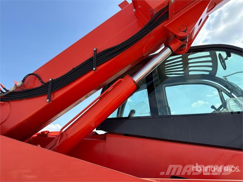 Manitou MRT2150 Privilege+ مناولات متداخلة