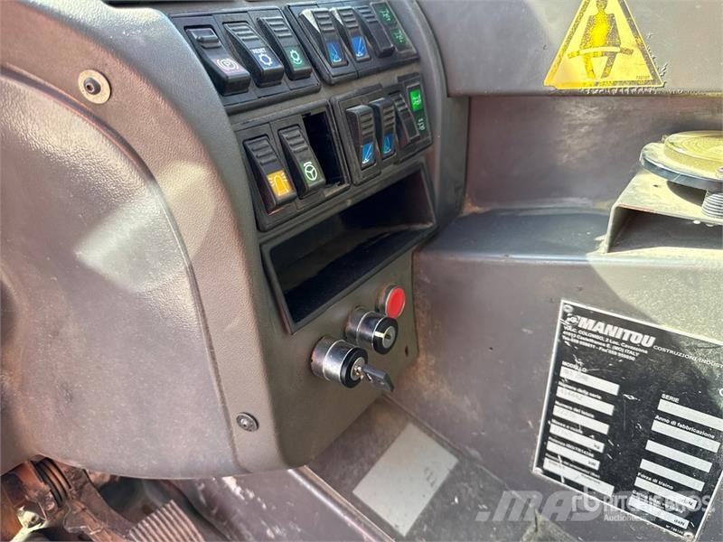 Manitou MRT2540 Teleskopické manipulátory