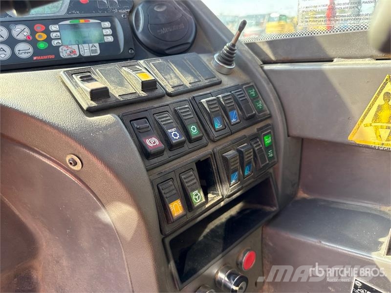 Manitou MRT2540 Teleskopické manipulátory