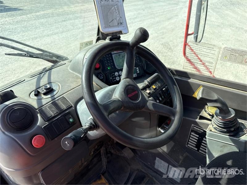 Manitou MRT2540 Teleskopické manipulátory