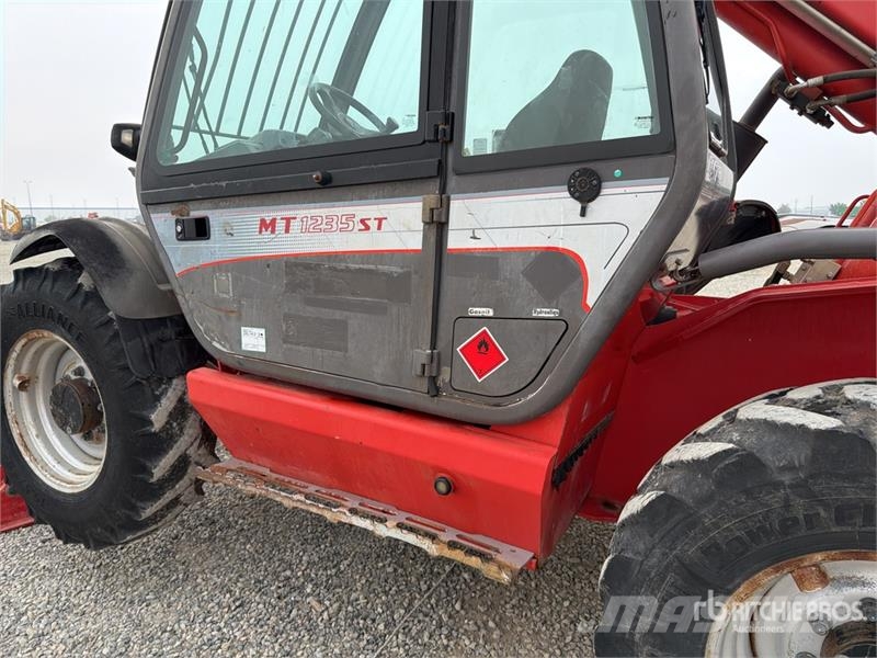 Manitou MT1235ST Telehandler مناولات متداخلة