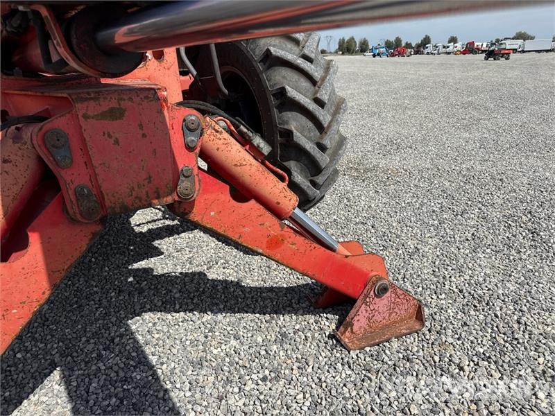 Manitou MT1435 Teleskopik yükleyiciler