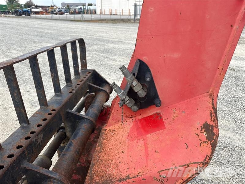 Manitou MT1435SL مناولات متداخلة