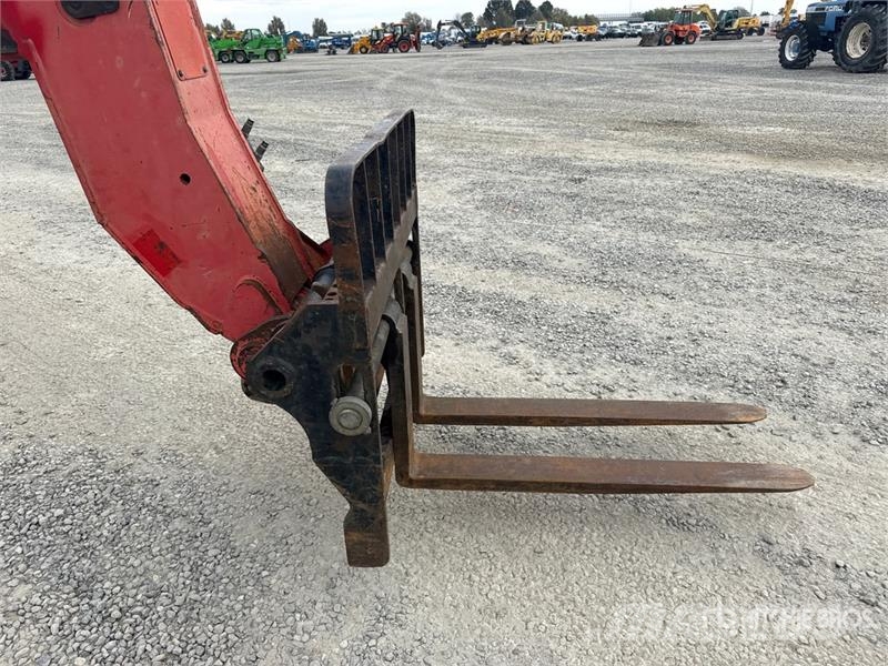 Manitou MT1435SL مناولات متداخلة