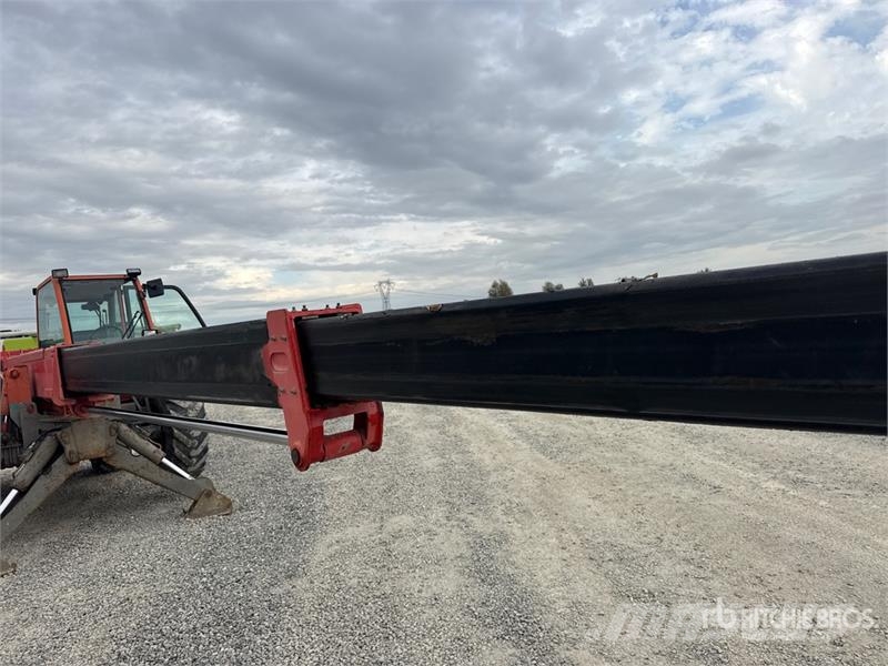 Manitou MT1435SL مناولات متداخلة