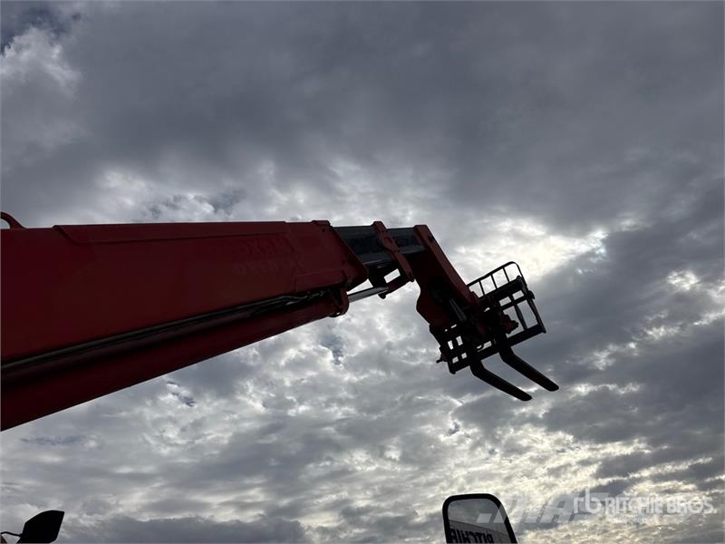 Manitou MT1435SL مناولات متداخلة
