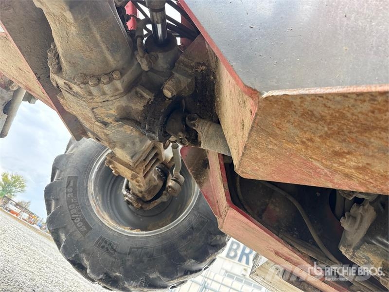 Manitou MT1435SL مناولات متداخلة