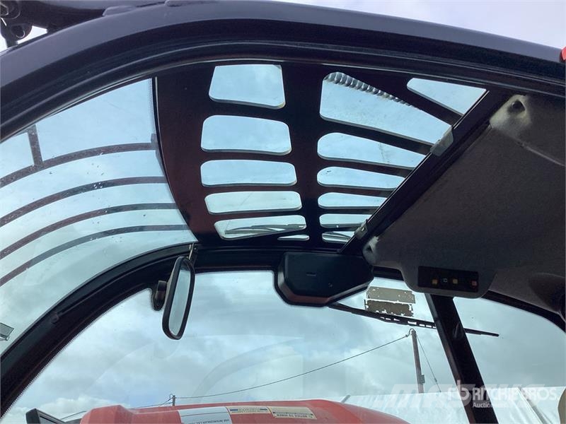Manitou MT1440 مناولات متداخلة