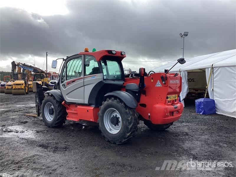 Manitou MT1440 مناولات متداخلة