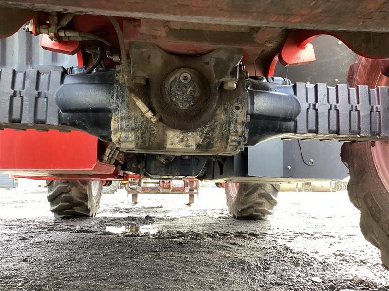 Manitou MT1440 مناولات متداخلة