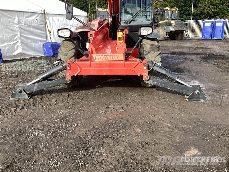 Manitou MT1440 مناولات متداخلة