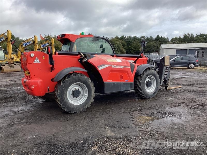 Manitou MT1440 مناولات متداخلة