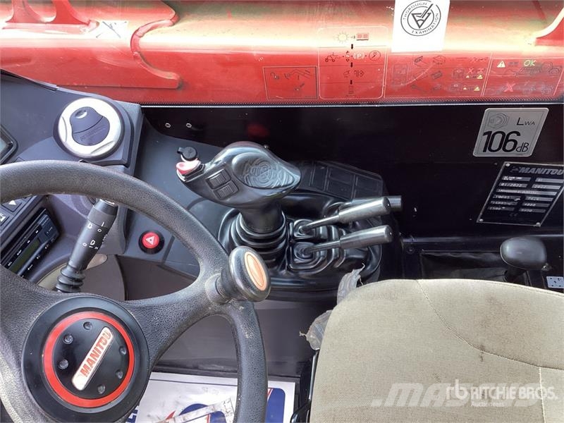 Manitou MT1440 مناولات متداخلة