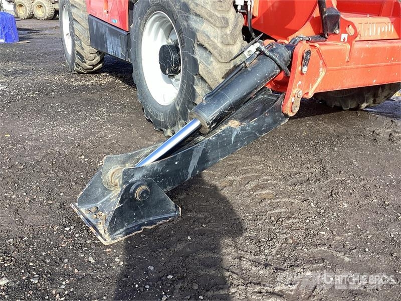 Manitou MT1440 مناولات متداخلة