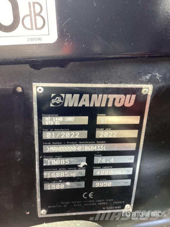 Manitou MT1440 مناولات متداخلة