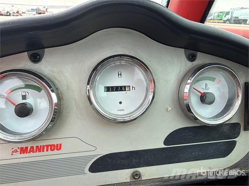 Manitou MT732 مناولات متداخلة