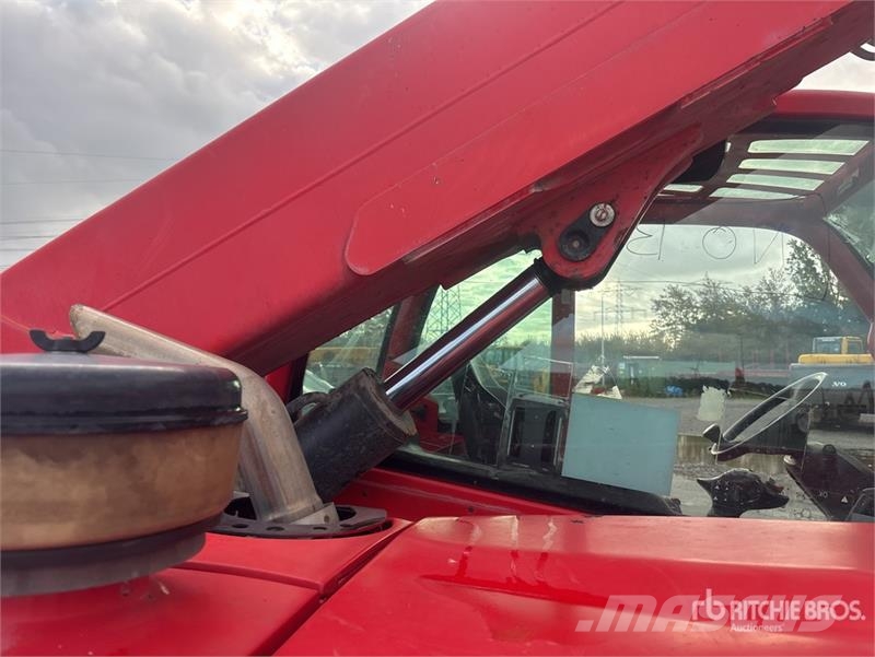 Manitou MT732 مناولات متداخلة