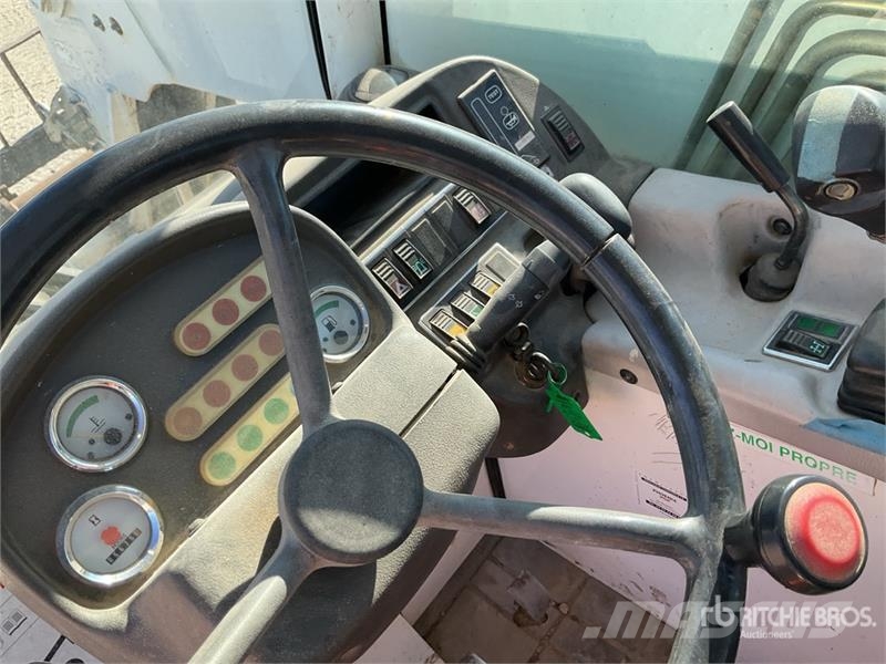 Manitou MT732 مناولات متداخلة