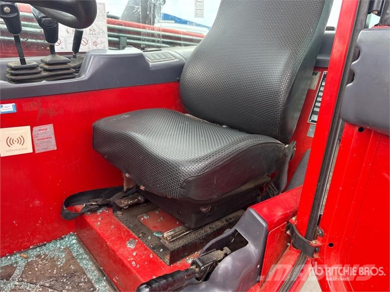 Manitou MT732 مناولات متداخلة