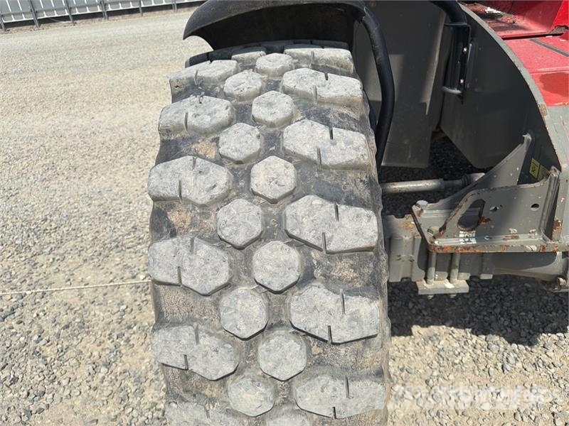 Manitou MT732 مناولات متداخلة