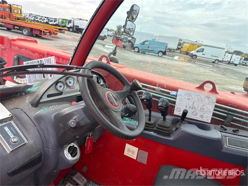Manitou MT732 مناولات متداخلة