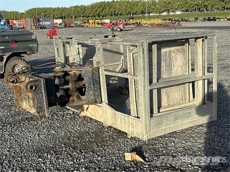 Manitou N6M-ORH E Telehandler Personnel Basket Muut koneet