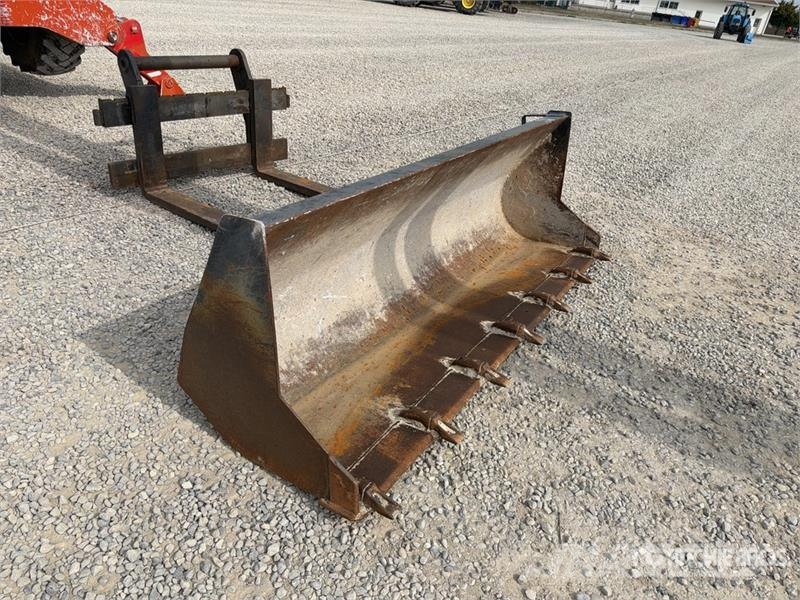 Manitou Roto MRT 14.32 Telehandler Teleszkópos rakodók