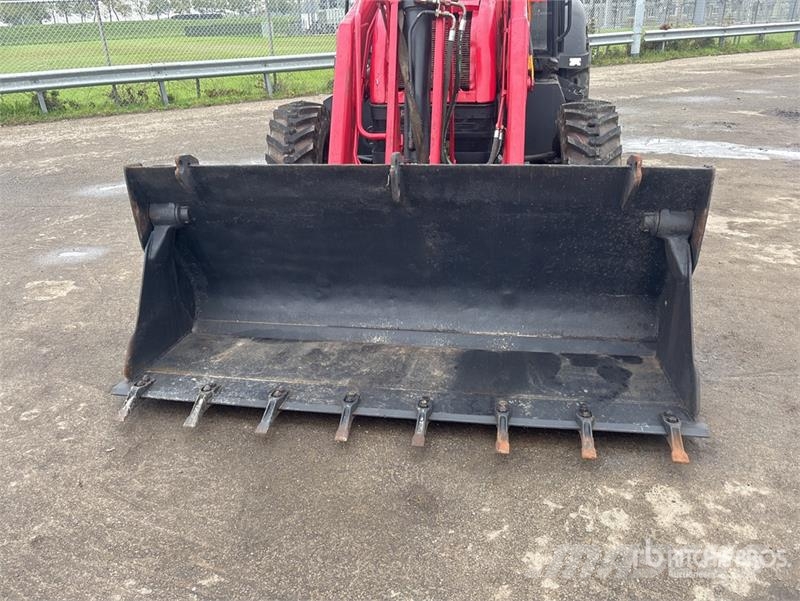 Manitou TLB844SX4 4x4 Backhoe Loader Ekskavaatorlaadurid