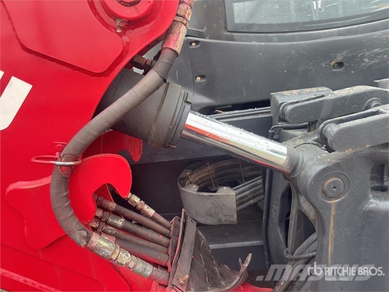 Manitou TLB844SX4 4x4 Backhoe Loader Ekskavaatorlaadurid