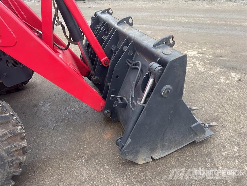 Manitou TLB844SX4 4x4 Backhoe Loader Ekskavaatorlaadurid