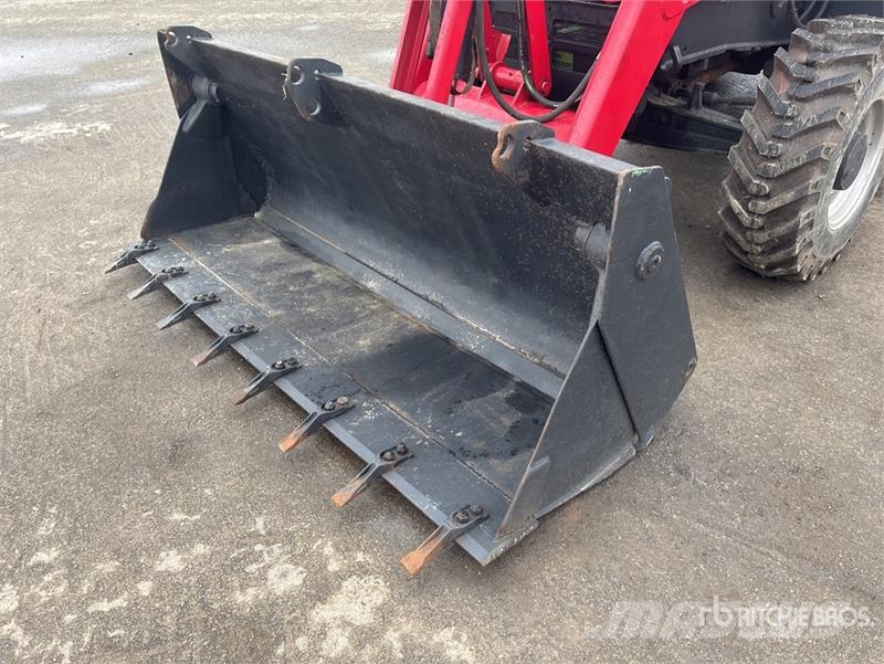 Manitou TLB844SX4 4x4 Backhoe Loader Ekskavaatorlaadurid