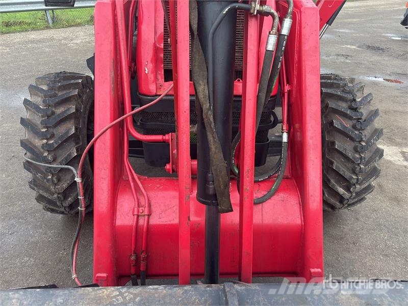 Manitou TLB844SX4 4x4 Backhoe Loader Ekskavaatorlaadurid