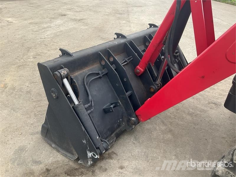 Manitou TLB844SX4 4x4 Backhoe Loader Ekskavaatorlaadurid