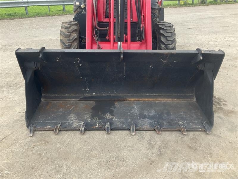 Manitou TLB844SX4 4x4 Backhoe Loader Ekskavaatorlaadurid