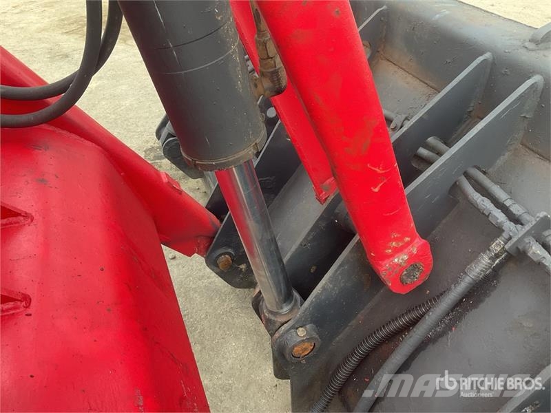 Manitou TLB844SX4 4x4 Backhoe Loader Ekskavaatorlaadurid