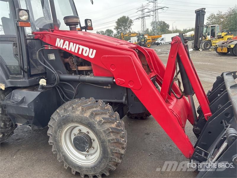 Manitou TLB844SX4 4x4 Backhoe Loader Ekskavaatorlaadurid
