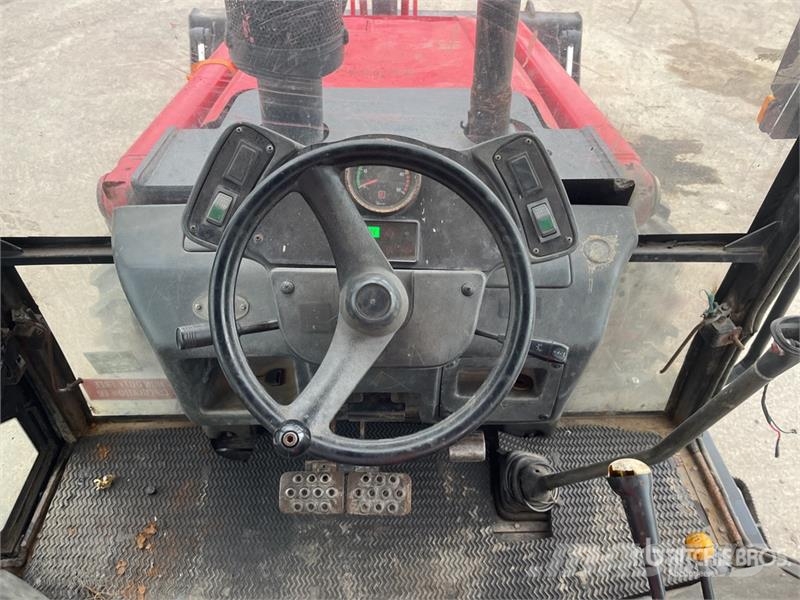 Manitou TLB844SX4 4x4 Backhoe Loader Ekskavaatorlaadurid