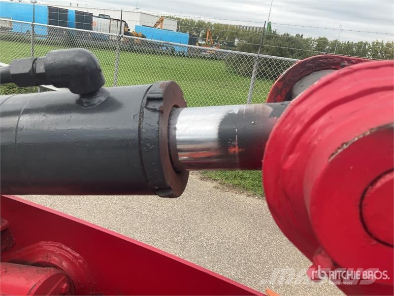 Manitou TLB844SX4 4x4 Backhoe Loader Ekskavaatorlaadurid