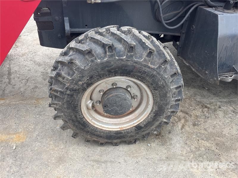 Manitou TLB844SX4 4x4 Backhoe Loader Ekskavaatorlaadurid