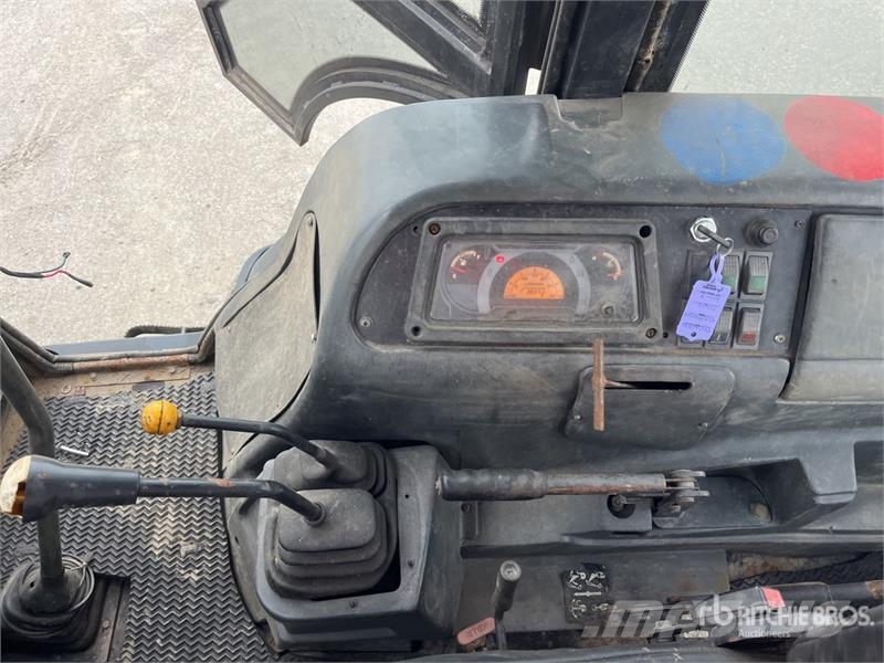 Manitou TLB844SX4 4x4 Backhoe Loader Ekskavaatorlaadurid