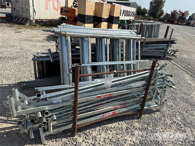Marchetti Scaffolding 脚手架