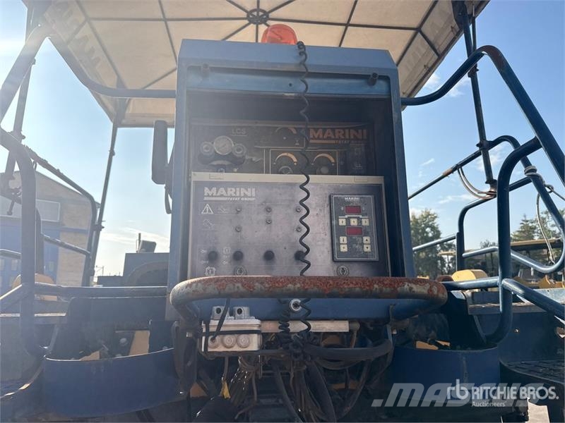 Marini MF691 Wheel Asphalt Paver معدات السفلتة