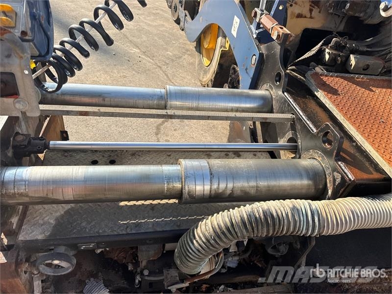 Marini MF691 Wheel Asphalt Paver معدات السفلتة